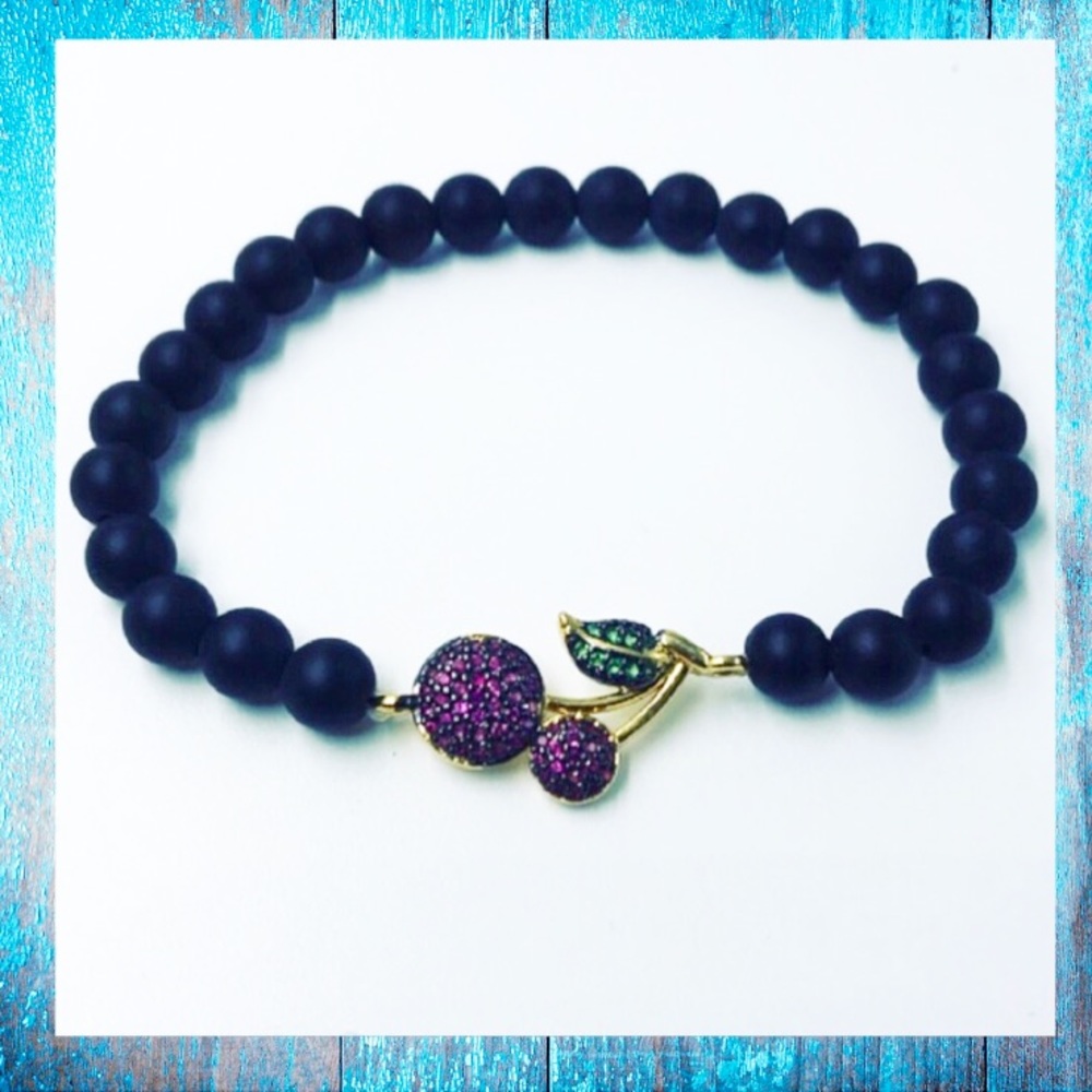 Genuine Onyx yellow gold plated cz cherry bracelet - Picture 3 of 8
